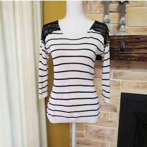 🍍Studio Y sweater